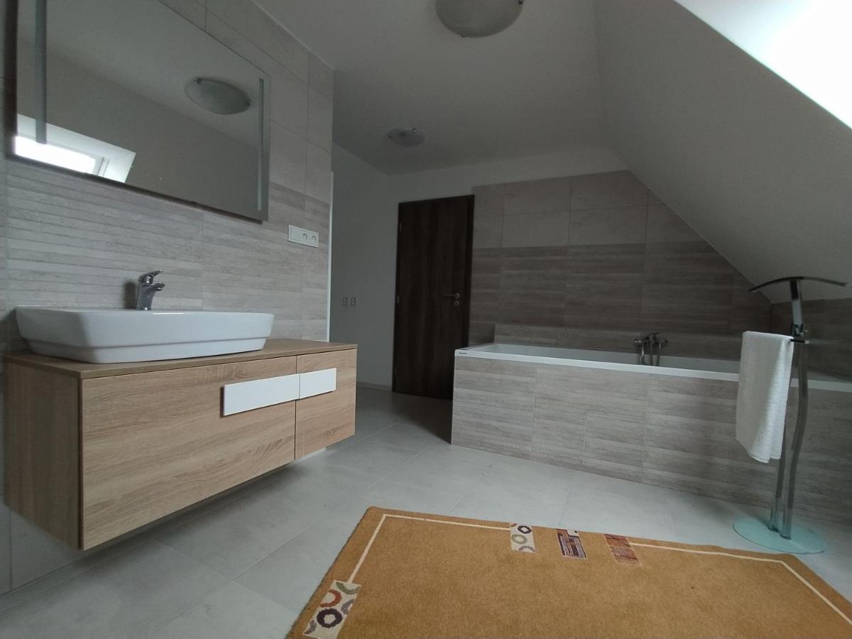 Apartmány LoNo Jičín Kültér fotó
