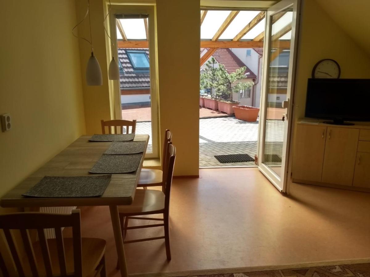Apartmány LoNo Jičín Kültér fotó
