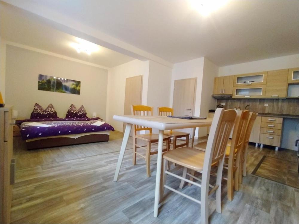 Apartmány LoNo Jičín Kültér fotó